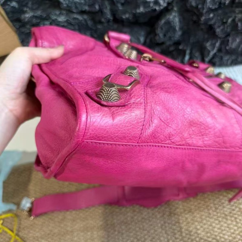BALENCIAGA 玫粉色大號 手提肩背機車包 42*23*17 9新配件塵袋-2