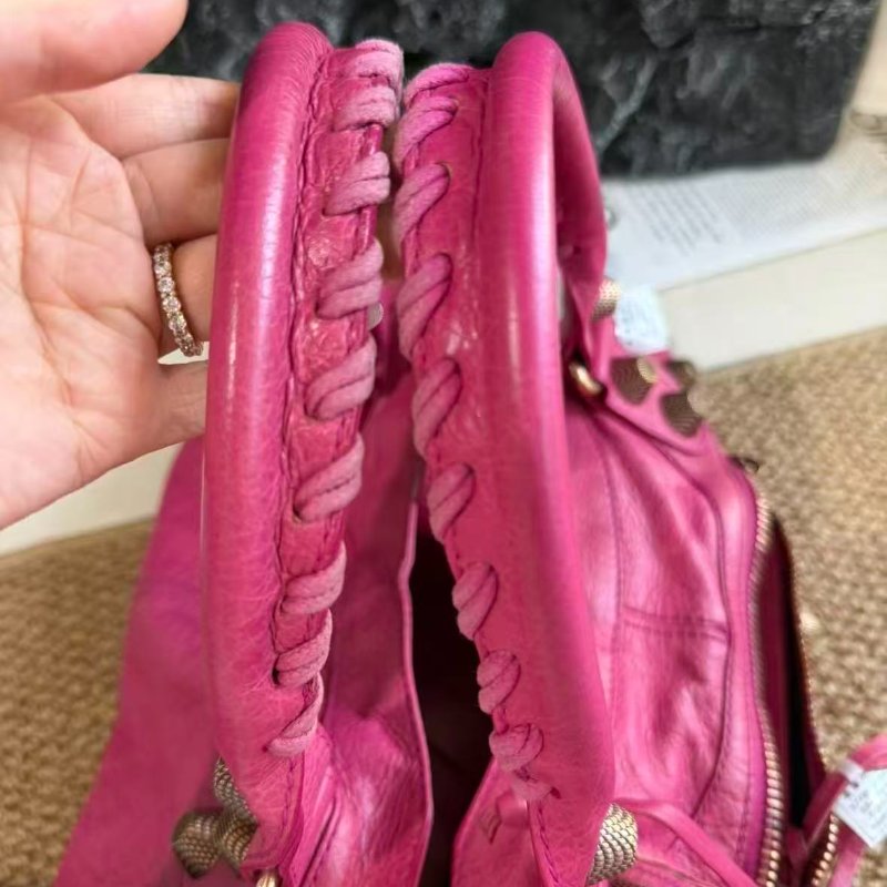 BALENCIAGA 玫粉色大號 手提肩背機車包 42*23*17 9新配件塵袋-3