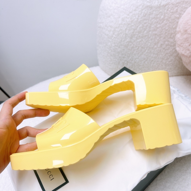 閒置 Gucci 淡黃色果凍拖鞋-3