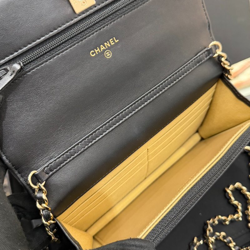 【🇹🇼新光購入 $12萬3900】CHANEL 黑白金球小羊皮Woc肩斜背鍊包 (芯片款)-2