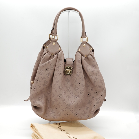 Louis Vuitton 路易威登 Mahina Hobo 灰褐色 米色 小牛皮 肩背包。