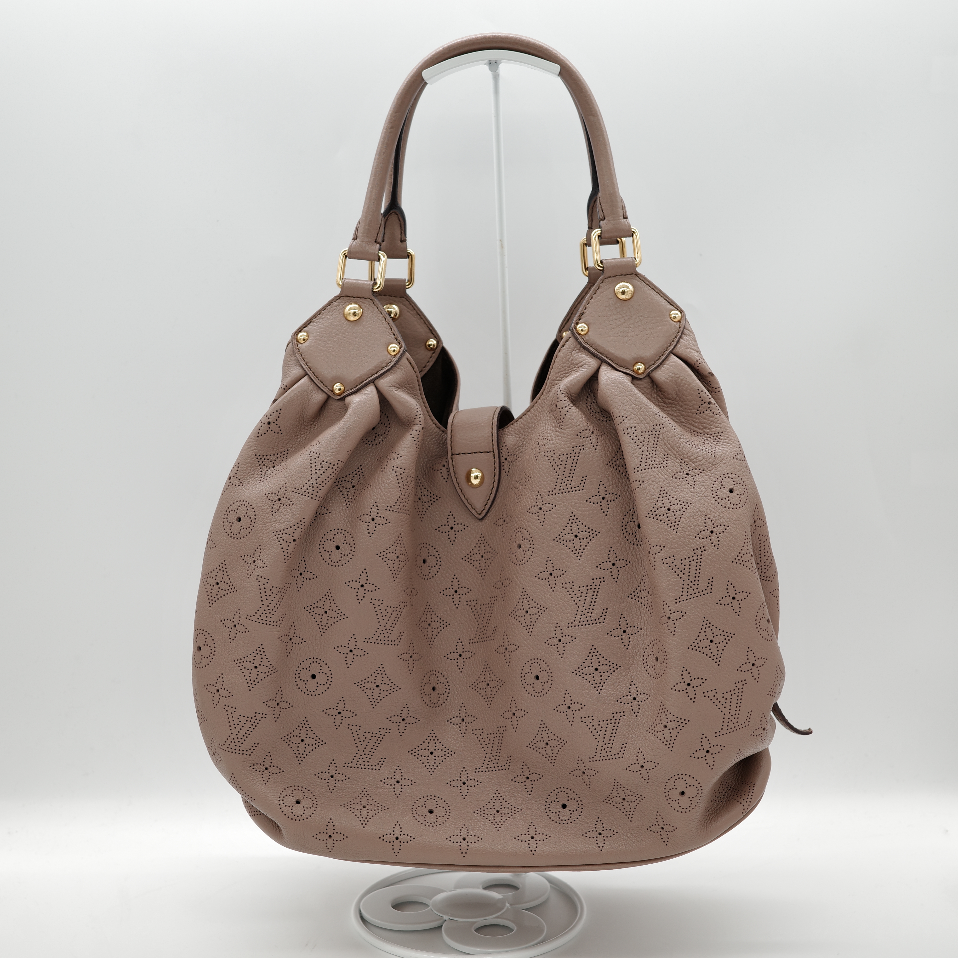 Louis Vuitton 路易威登 Mahina Hobo 灰褐色 米色 小牛皮 肩背包。-7