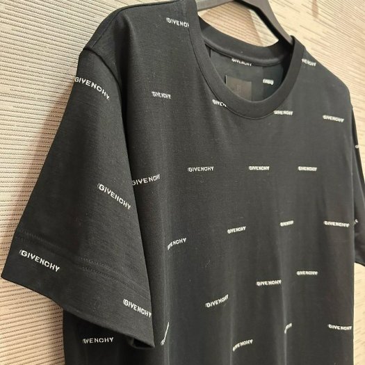 💎Han's house精品服飾💎 GIVENCHY 紀梵希 滿版 短 T 寬版 黑 義大利製 現貨 L 原價27900-8
