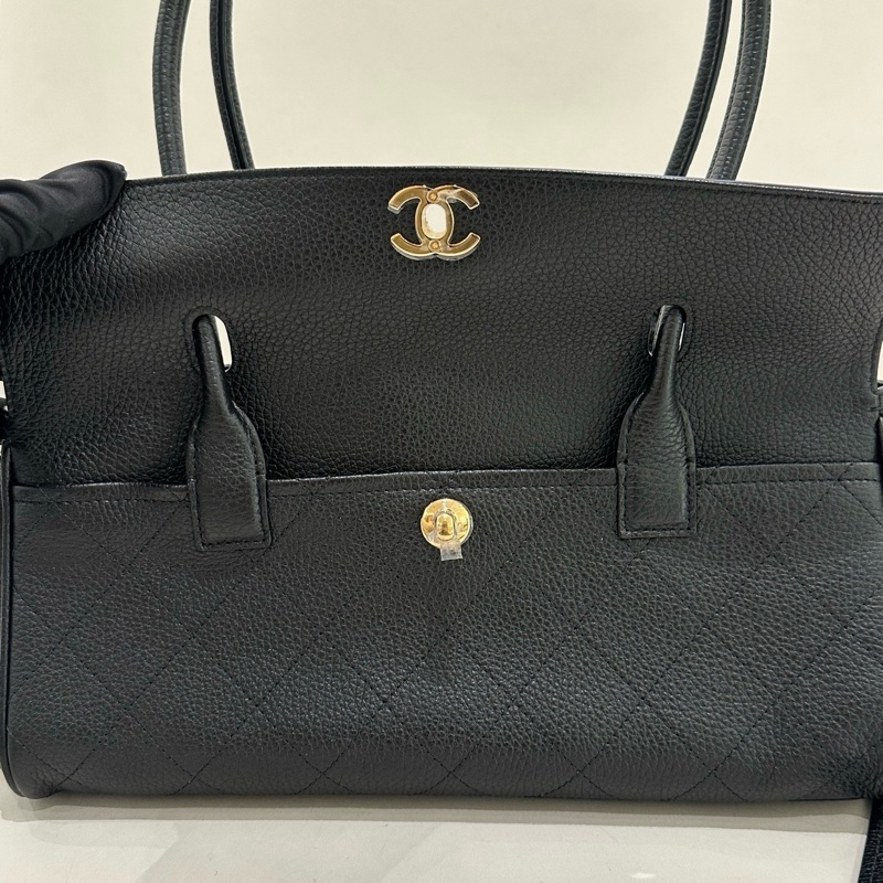 閒置新✨Chanel 香奈兒 26s 法棍包單肩包 小號黑金 附件:小票 塵袋-8
