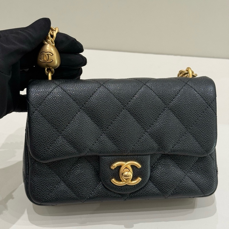 閒置新 Chanel 香奈兒 黑金荔枝皮愛心調節扣 Cf mini 19cm 24p 單肩包-2