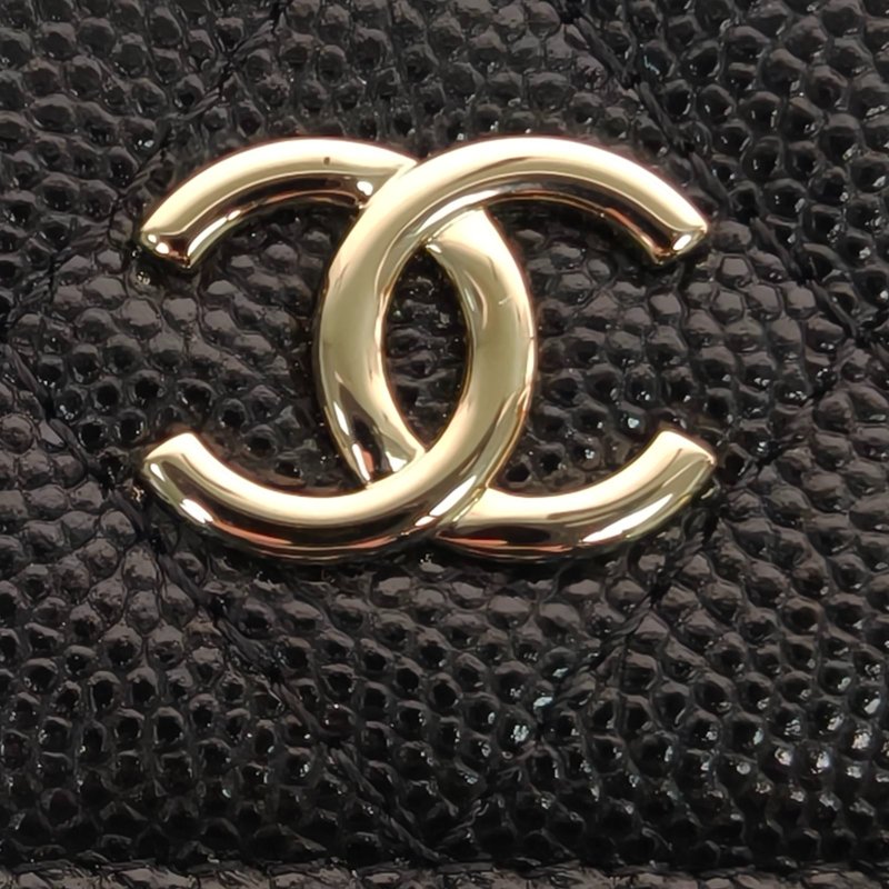 CHANEL 黑色荔枝牛皮淺金扣大珍珠鏈條零錢包-4