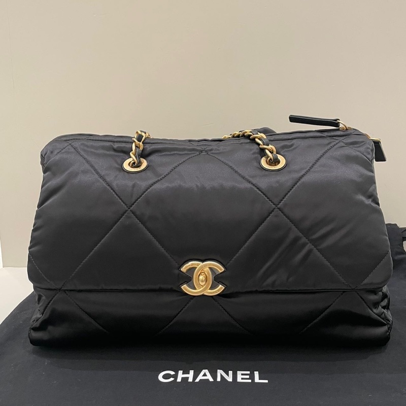 閒置新CHANEL 香奈兒 24s 尼龍 黑金 菱格紋鏈條保齡球包單肩包-1