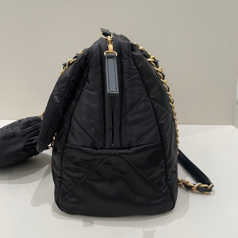 閒置新CHANEL 香奈兒 24s 尼龍 黑金 菱格紋鏈條保齡球包單肩包-3