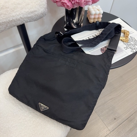【赫蒂國際精品】 PRADA 經典Tessuto 尼龍單肩包/斜背包 vintage 二手 中古
