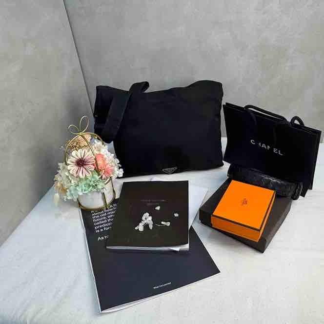 【赫蒂國際精品】 PRADA 經典Tessuto 尼龍單肩包/斜背包 vintage 二手 中古-2