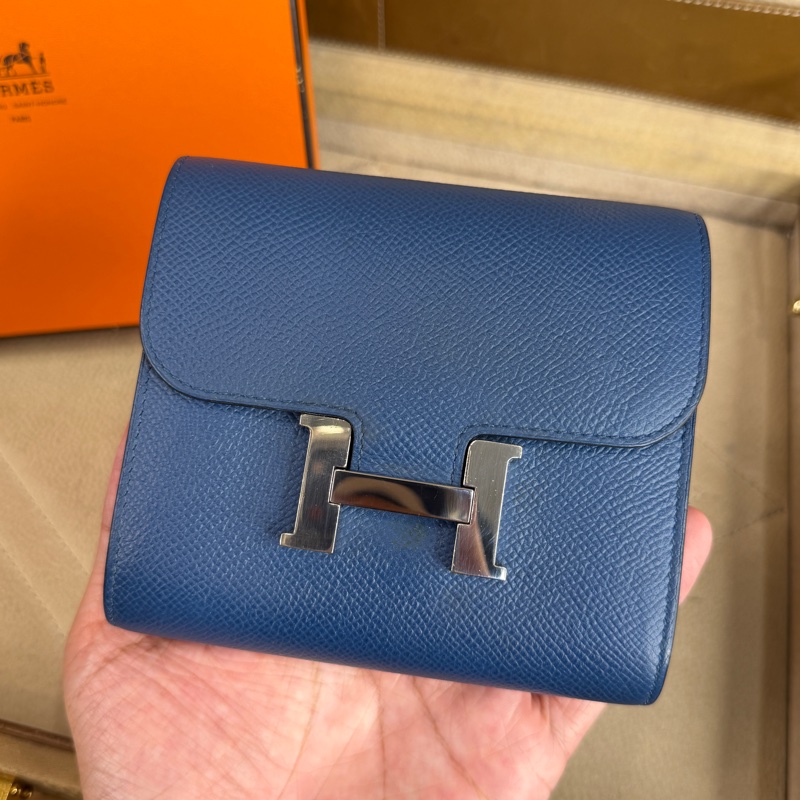 上架中🔑Hermès 海軍藍Constance短夾-1