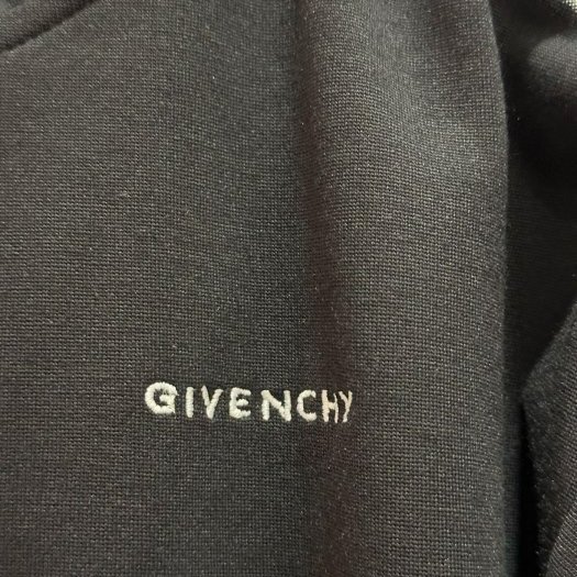 💎Han's house精品服飾💎 GIVENCHY 紀梵希 刺繡 連帽 外套 現貨童裝10歲-2
