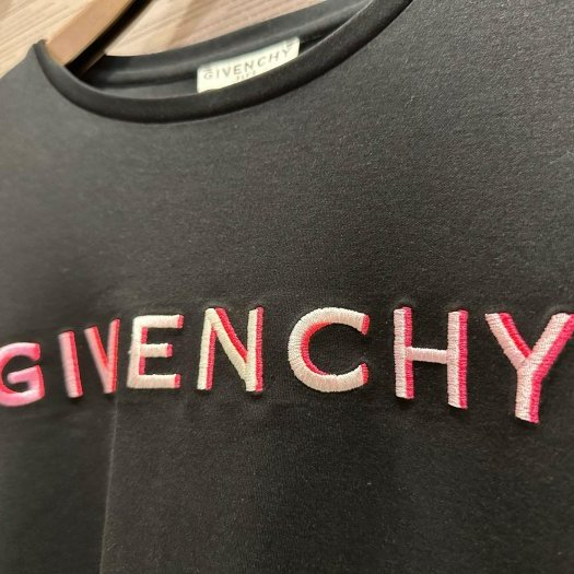 💎Han's house精品服飾💎GIVENCHY 紀梵希 長T 現貨 青年款=女成人 S M-6