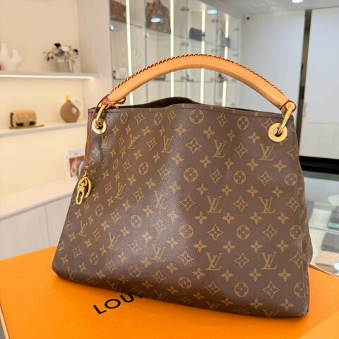 *SHIHNA名牌精品* LV M40249 ARTSY MM 老花手提/肩背包