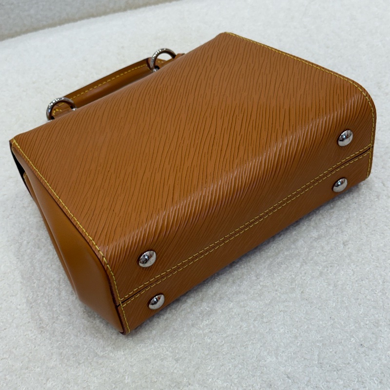 《采悅精品》 LV Cluny 水波紋焦糖色-2