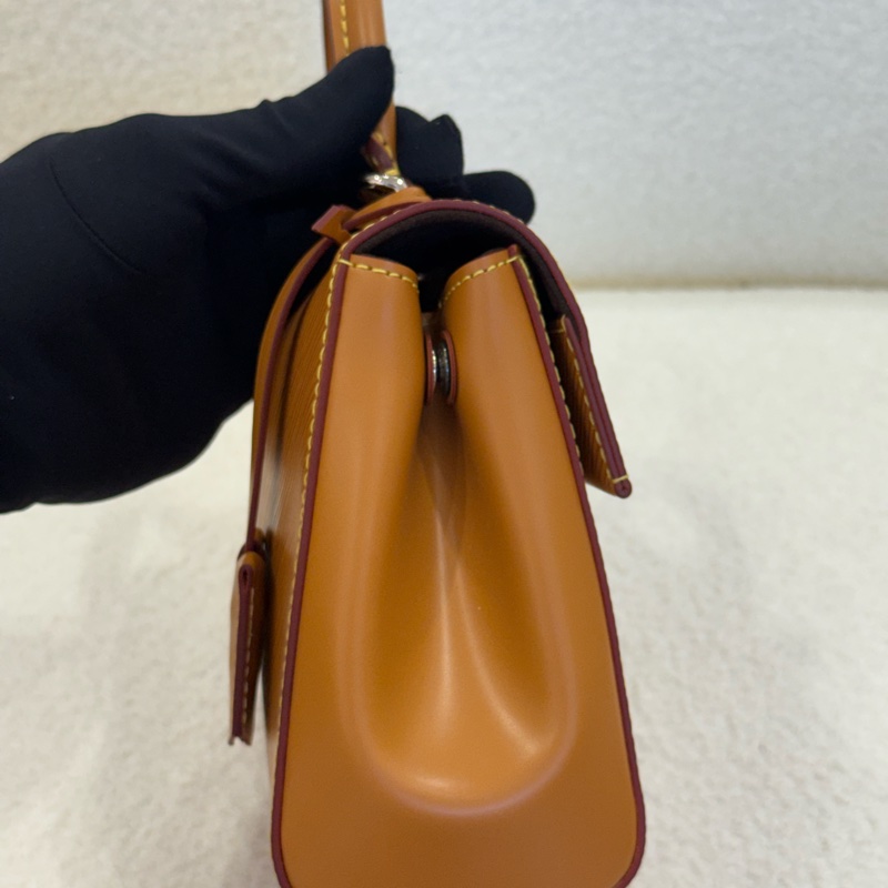 《采悅精品》 LV Cluny 水波紋焦糖色-3
