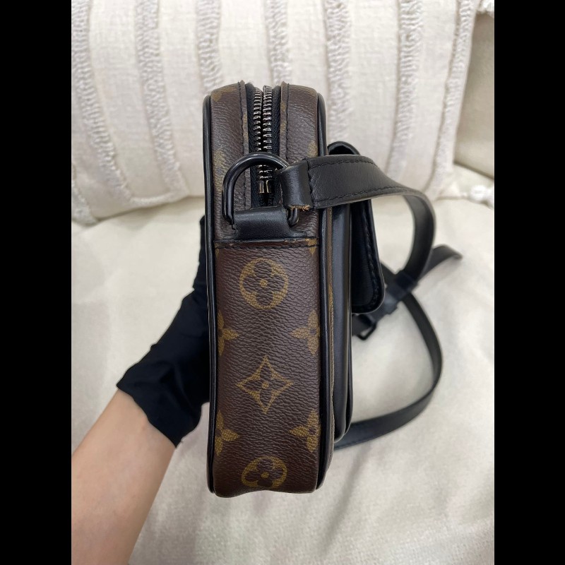LV 斜挎相機包 Christopher-2