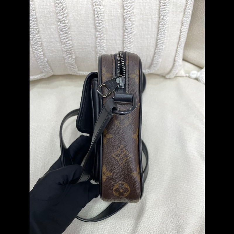 LV 斜挎相機包 Christopher-3