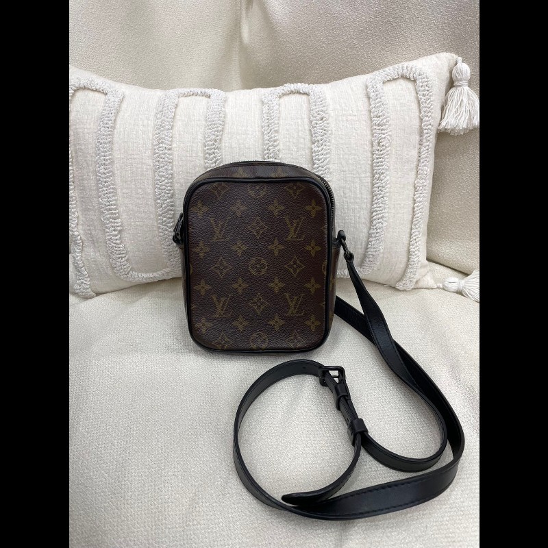 LV 斜挎相機包 Christopher-7