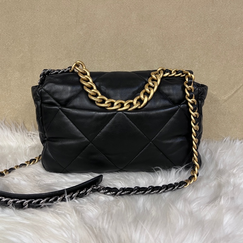 Chanel 黑羊皮大菱格紋19大型霧金釦三色鏈下蓋手提斜背包-1