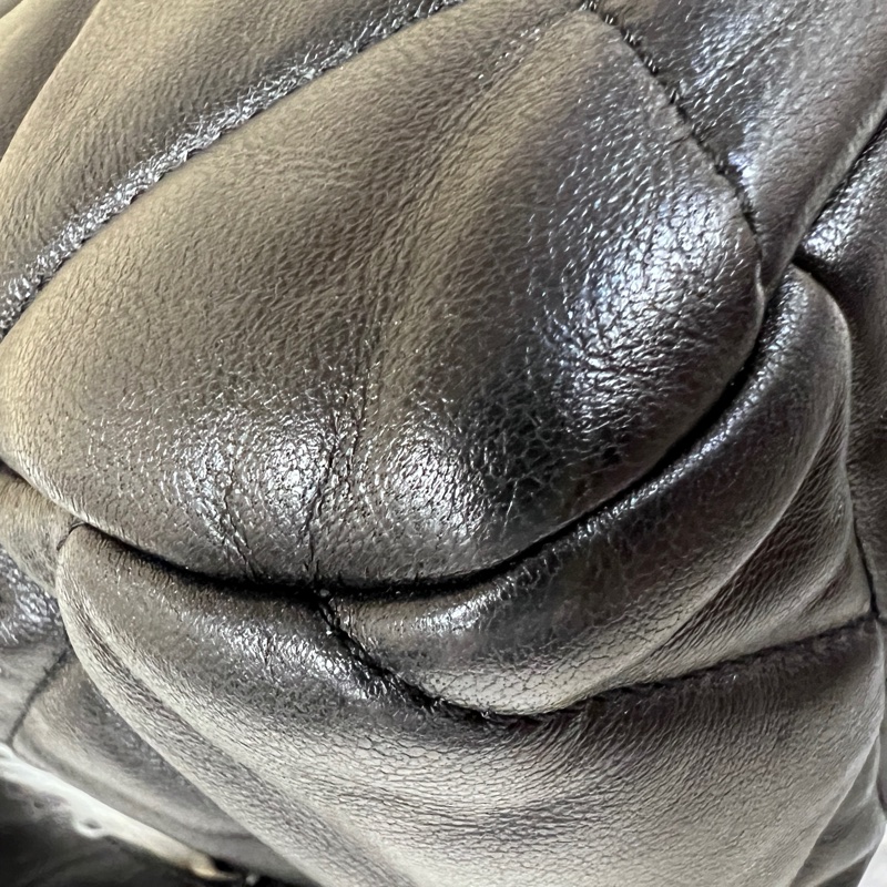 Chanel 黑羊皮大菱格紋19大型霧金釦三色鏈下蓋手提斜背包-9