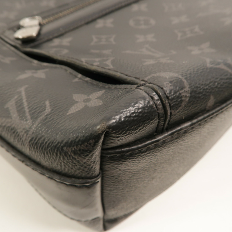 LOUIS VUITTON Monogram Eclipse Odyssey Messenger PM肩背袋-10
