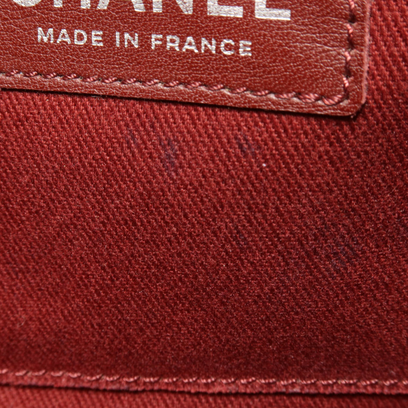 CHANEL 牛皮皮革Chain Shoulder鏈帶肩背袋-16