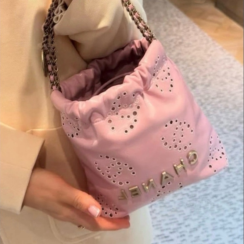 🌸香奈兒Chanel25P新款櫻花粉鏤空手提包單肩包mini 18cm 22bag 金扣-9