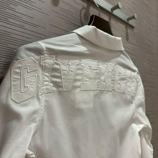 💎Han's house精品服飾💎GIVENCHY 紀梵希 刺繡 LOGO 襯衫 外套 現貨 青年款 =女成人XS 原價9700-6