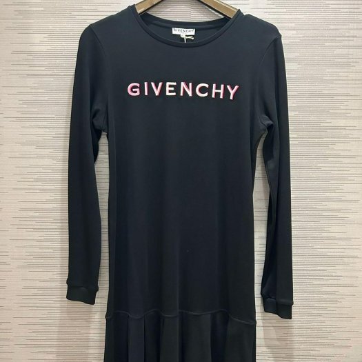 💎Han's house精品服飾💎GIVENCHY紀梵希 3D 刺繡 Logo 連身裙 長袖洋裝 現貨 孩款14-7