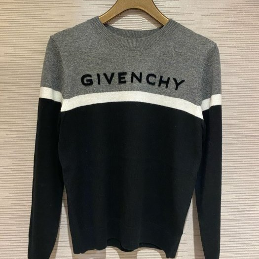 💎Han's house精品服飾💎GIVENCHY 紀梵希 90%羊毛 針織 毛衣 現貨 青年款=女成人 XS-0
