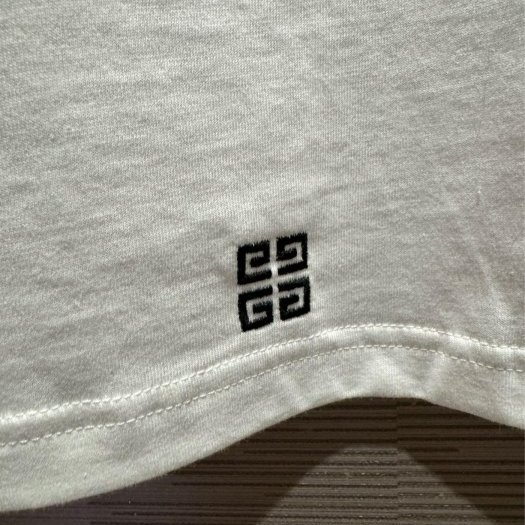 💎Han's house精品服飾💎GIVENCHY 紀梵希 刺繡 LOGO 長袖 白 現貨青年款=男成人 XS ~ S 原價8000-4
