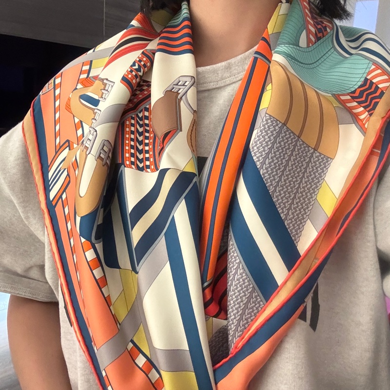 全新hermes 愛馬仕 熱賣款稀有彩色揹帶絲巾 圍巾 披肩90公分-9