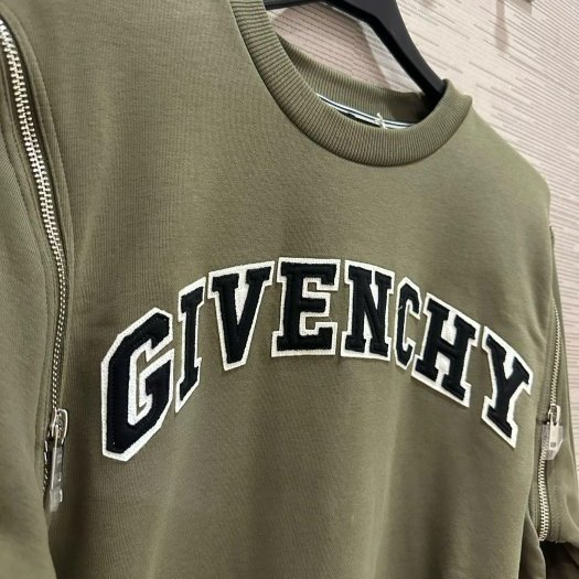 💎Han's house精品服飾💎GIVENCHY 紀梵希 刺繡 兩穿 背心 大學T 衛衣 現貨青年款-4