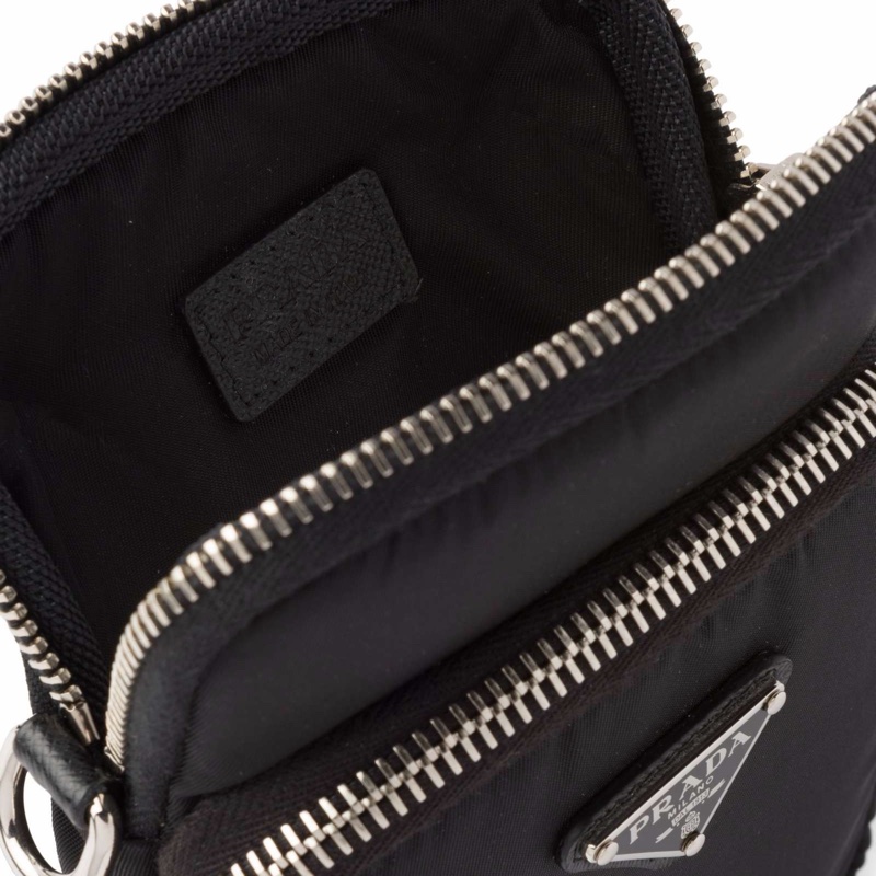 Prada 男士 三角徽標手機包均碼碼17cm*4.5cm*10.5cm-2