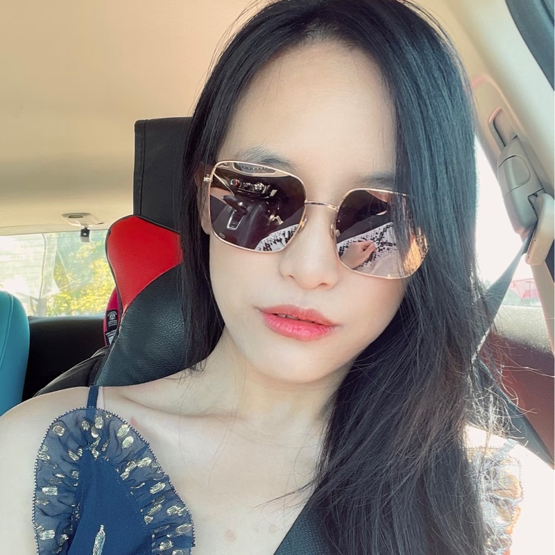 莉亞精品♡ Dior金框墨鏡 二手美品-1