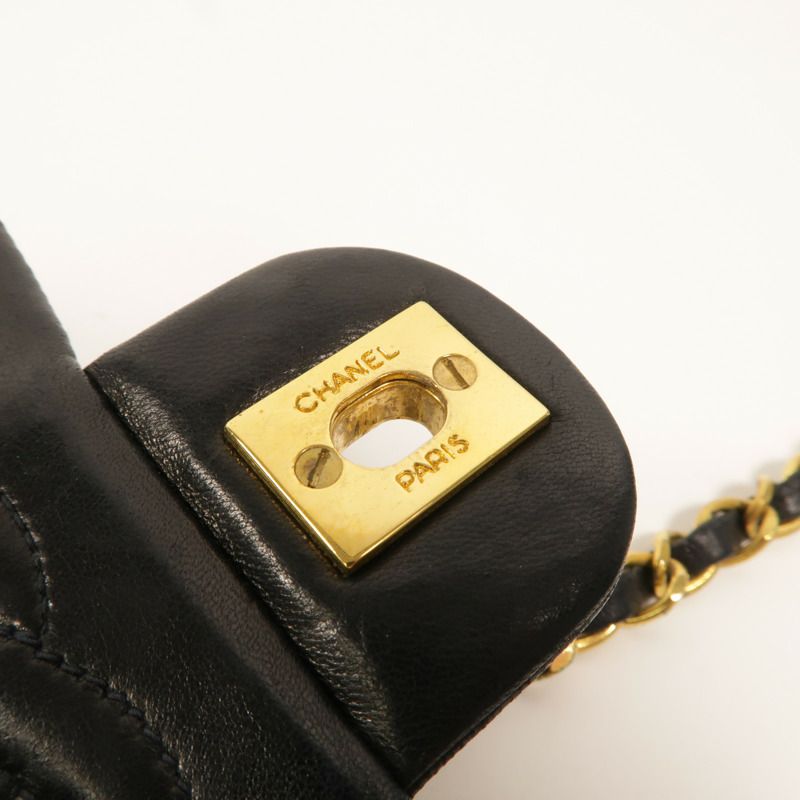 CHANEL 羊皮皮革Chain Shoulder鏈帶肩背袋-17