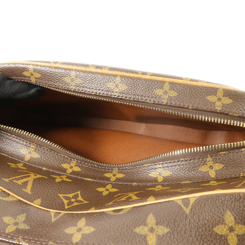 LOUIS VUITTON Monogram Nile肩背袋-11