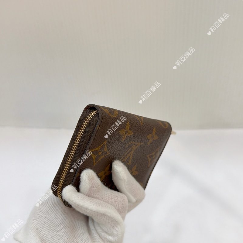 莉亞精品♡Lv 老花ㄇ拉零錢包 二手美品-9