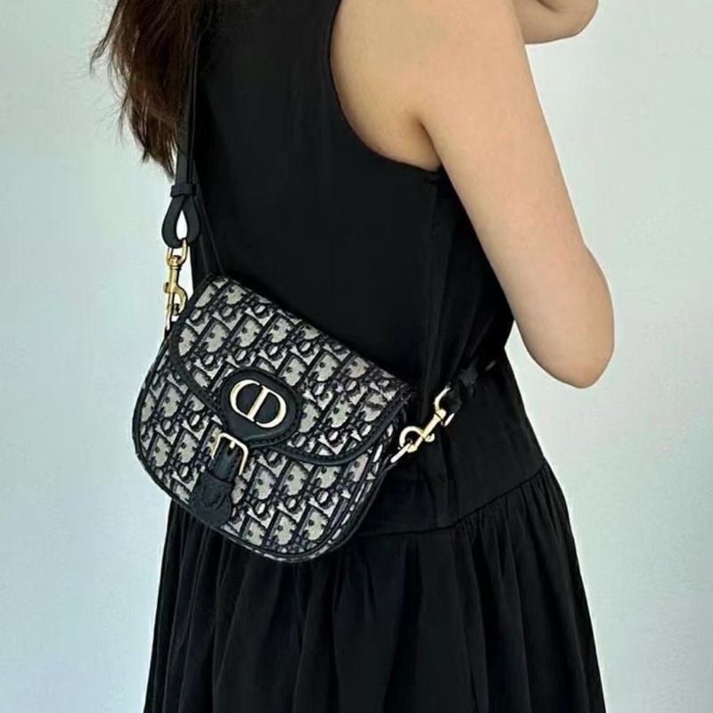 莉亞精品♡ Dior Bobby小號老花馬鞍包 二手美包-1