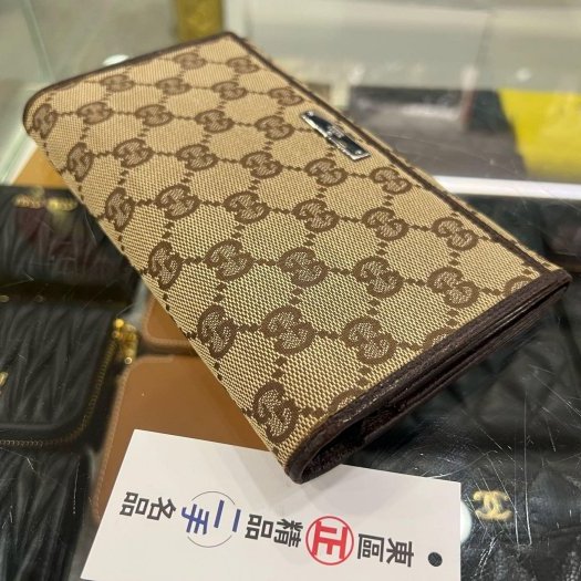 東區正精品㊣GUCCI 115100 咖啡色帆布釦子蝴蝶扣長夾皮夾 RA1867-5