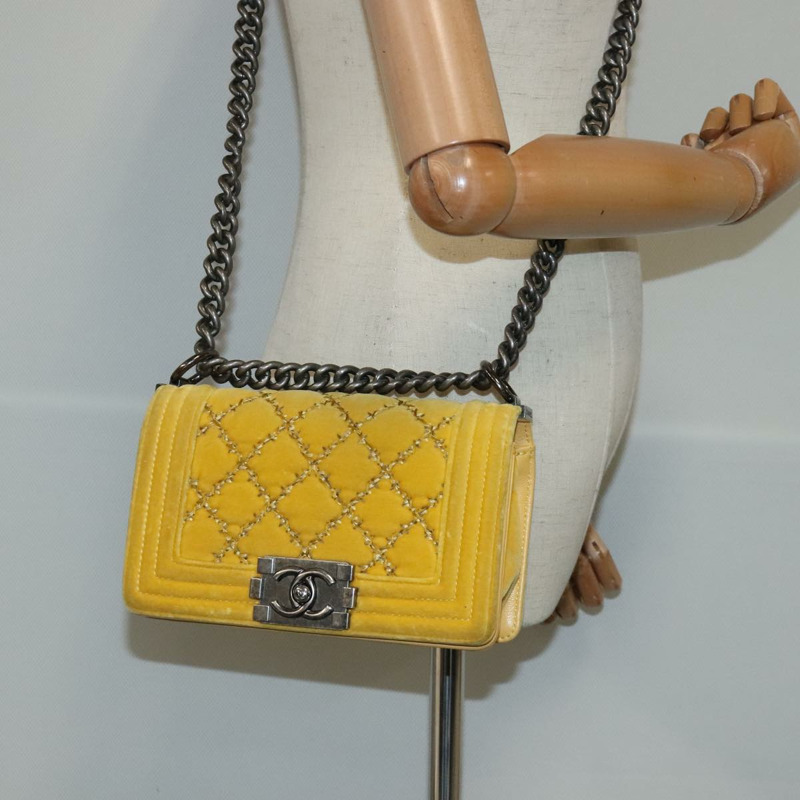 【日本直送】香奈兒 Matelasse 20 鏈條 Boy Chanel 肩背包 天鵝絨 黃色 CC 正品 94468V-23