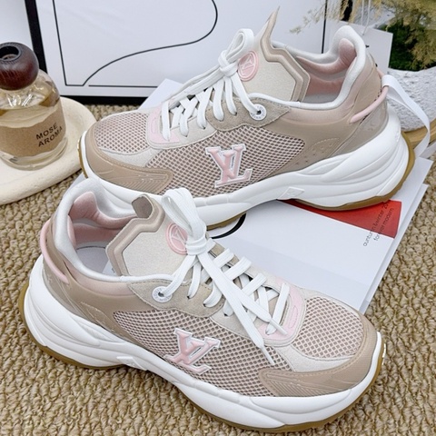 99新/Lv路易威登/36碼/新款卡其拼粉Run55老爹鞋/