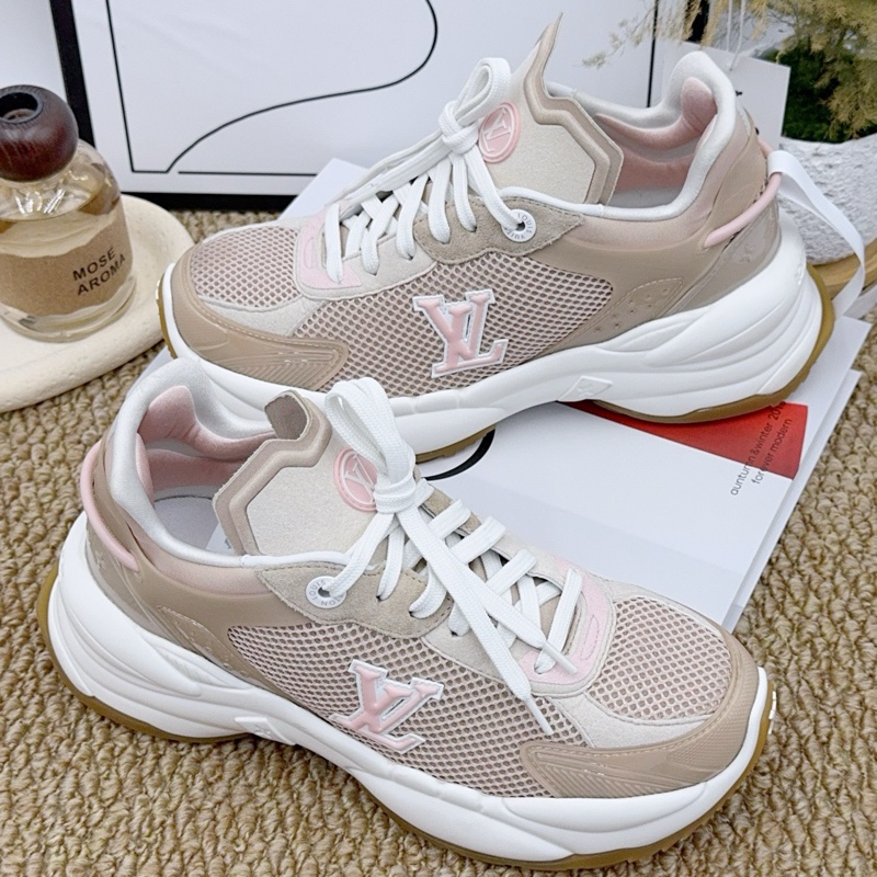 99新/Lv路易威登/36碼/新款卡其拼粉Run55老爹鞋/-0