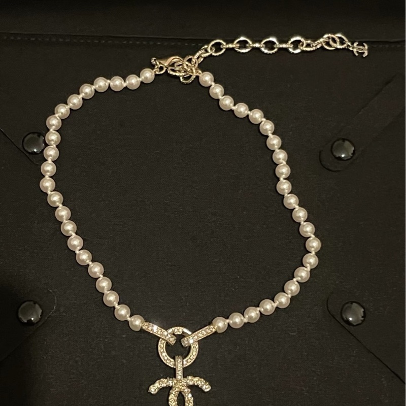 Chanel 香奈兒 21p浮雕字母雙c珍珠choker-4