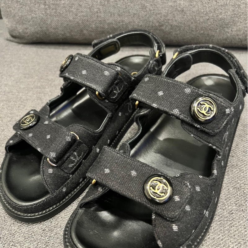 Chanel 黑色牛仔雙C涼鞋-2