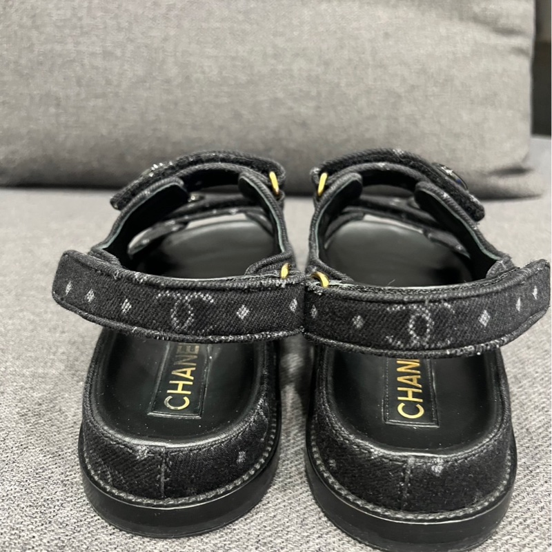 Chanel 黑色牛仔雙C涼鞋-3