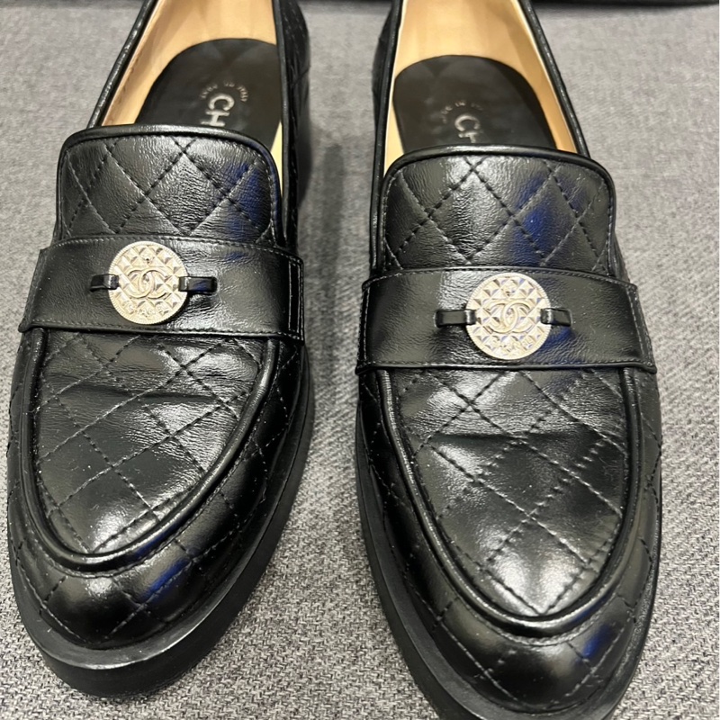 Chanel 黑色樂福鞋-0