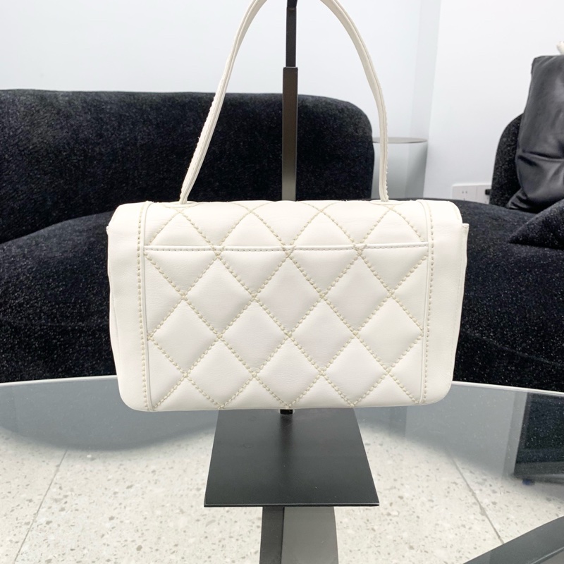CHANEL/香奈兒 白色牛皮外縫線金扣手提款 CF口蓋包-4