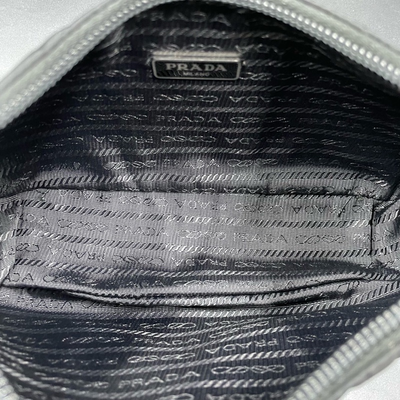 普拉達/Prada黑色尼龍hobo單肩包 Prada Re-Edition-8